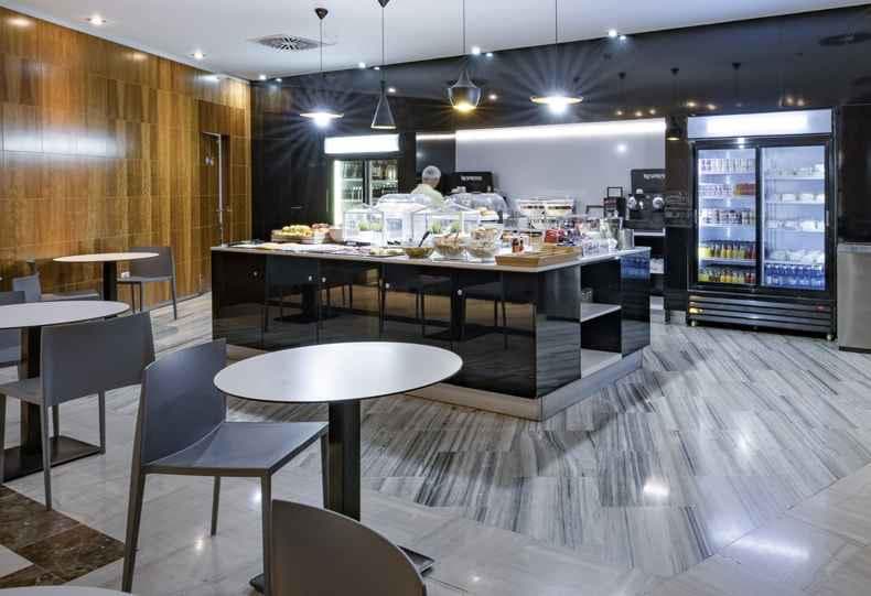 Sala Montana Roja Lounge lounge at TFS photo 4