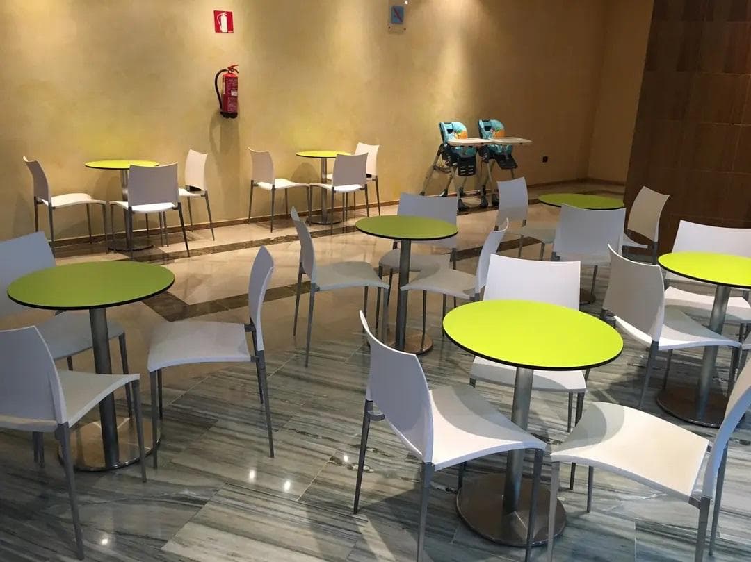 Sala Montana Roja Lounge lounge at TFS photo 4