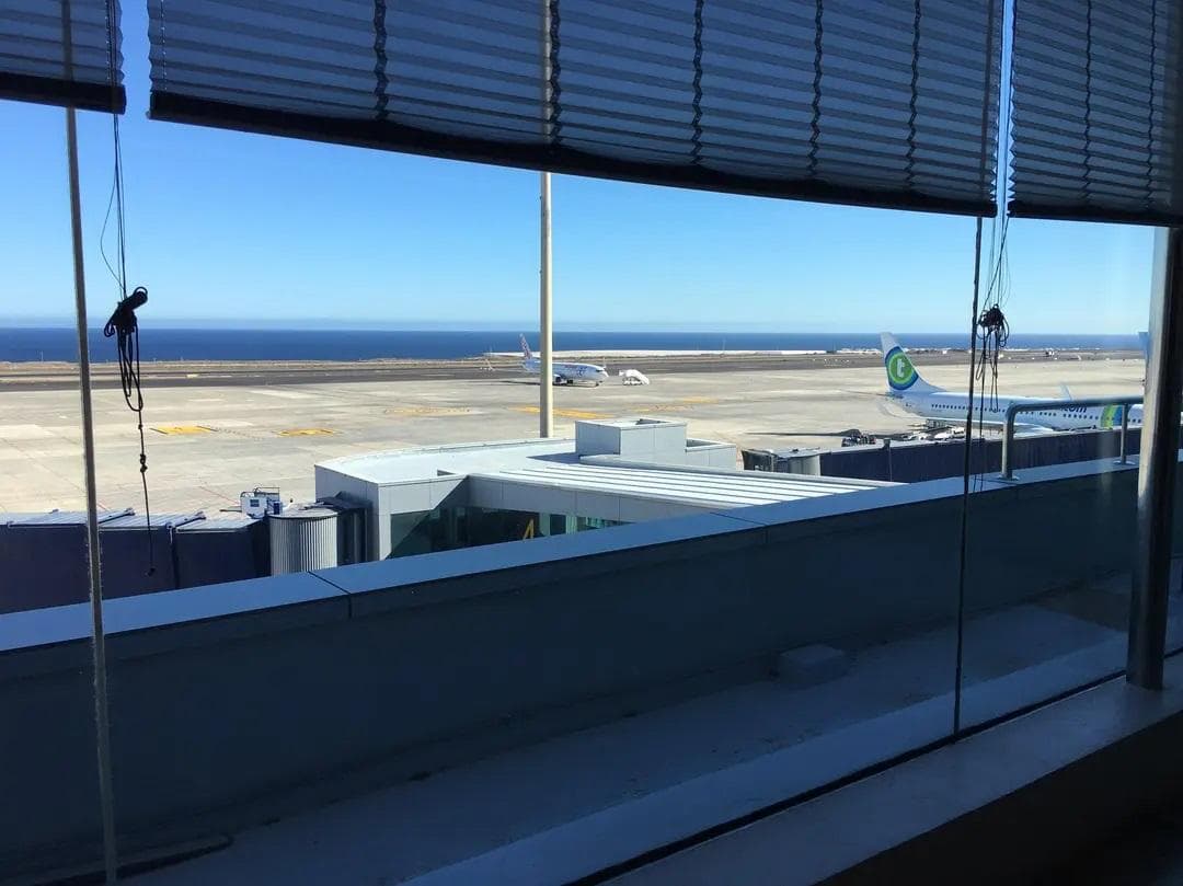 Sala Montana Roja Lounge lounge at TFS photo 2