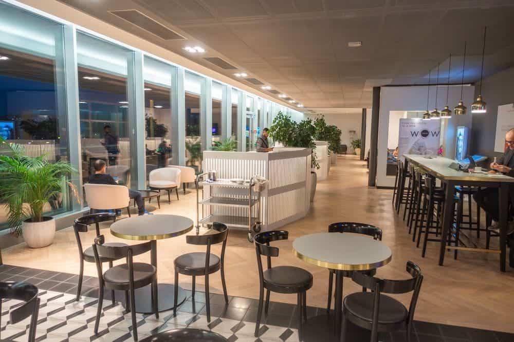 Aspire Lounge Midfield lounge at ZRH photo 2