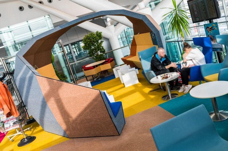 Satellite Business Lounge lounge at OTP 1