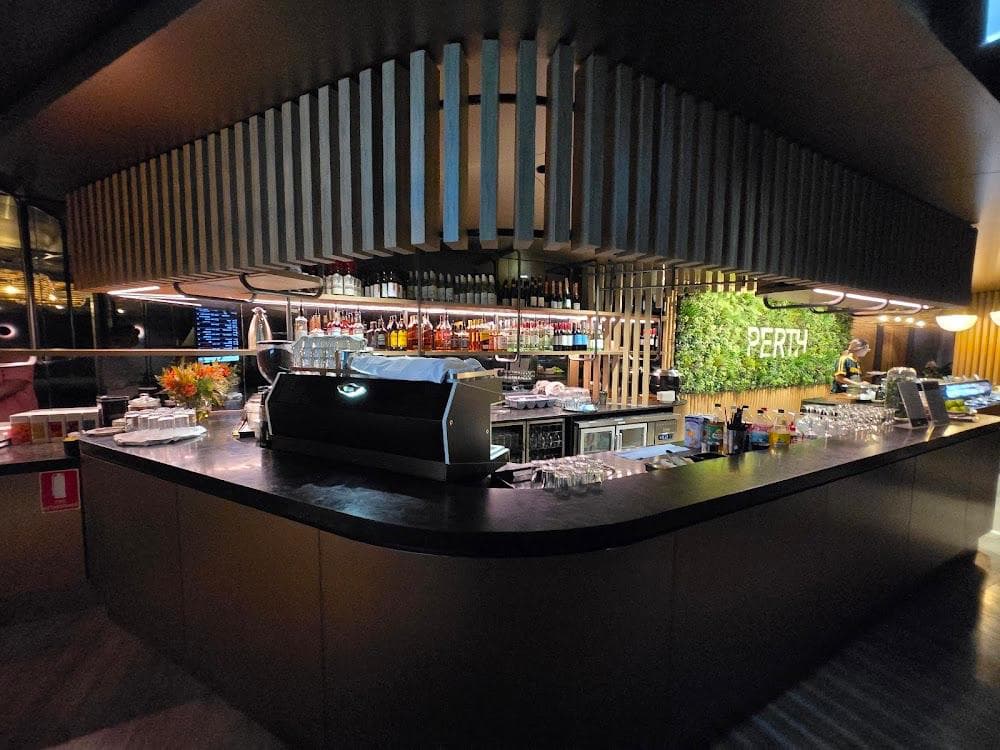 Aspire Lounge lounge at PER photo 2