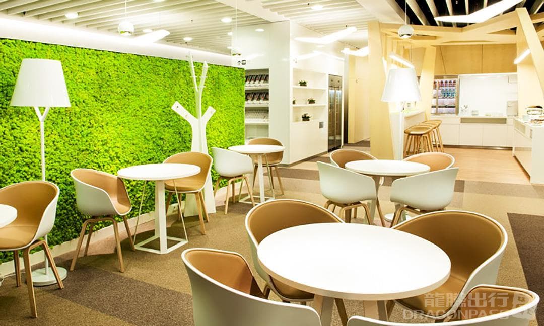 Preludium Executive Lounge lounge at WAW 1