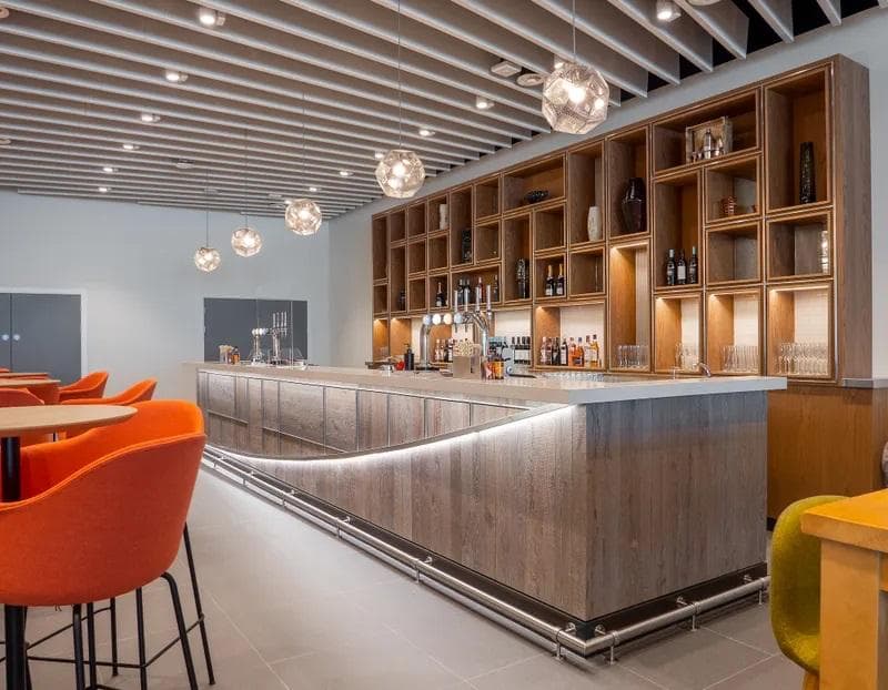 The Escape Lounge lounge at MAN photo 2