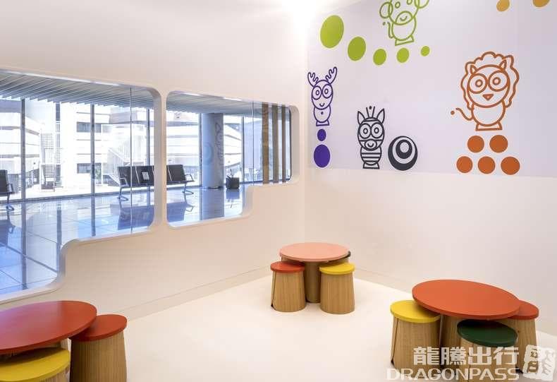 Sala VIP Valldemossa Lounge lounge at PMI photo 3