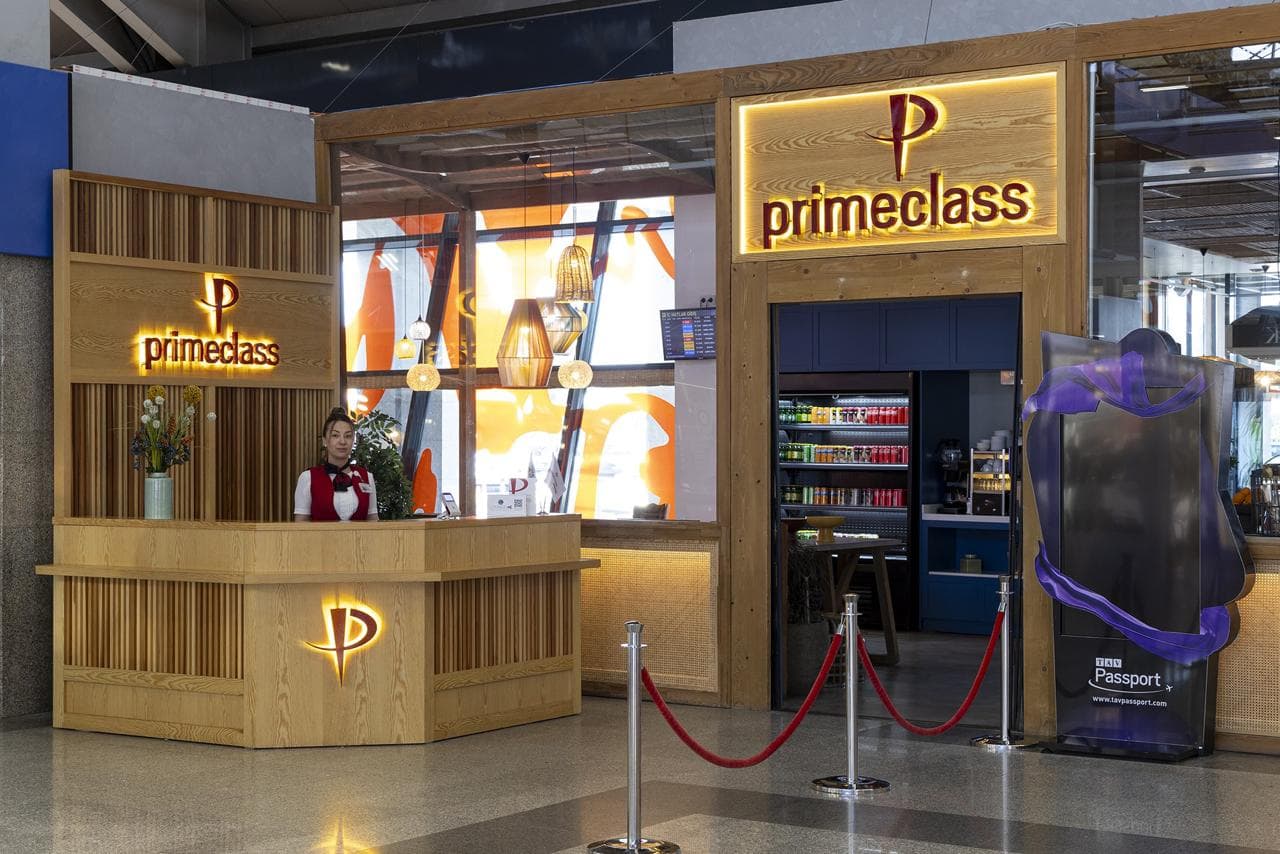 Primeclass Lounge lounge at BJV 1