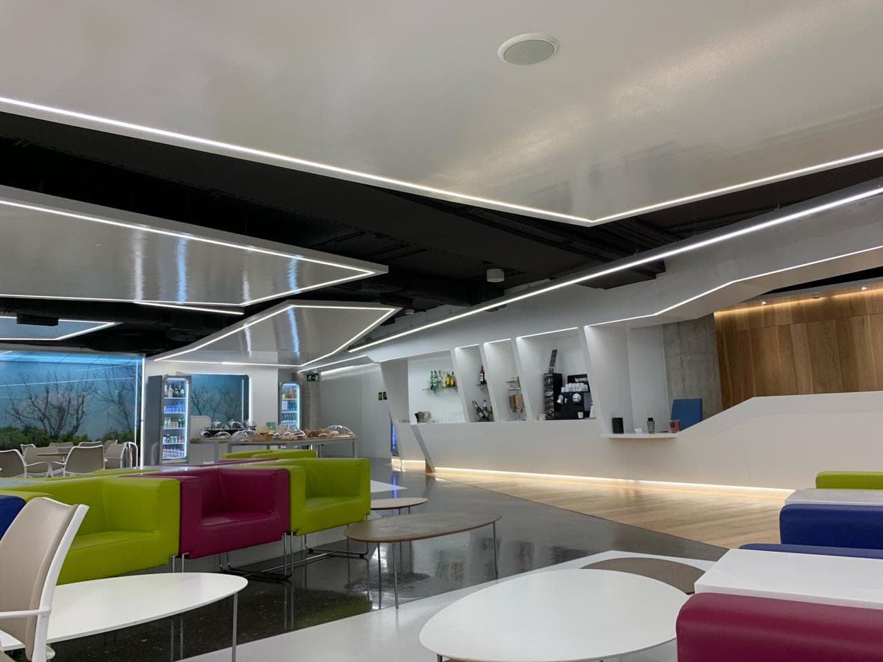 Sala Vip Mediterraneo Lounge lounge at PMI photo 2