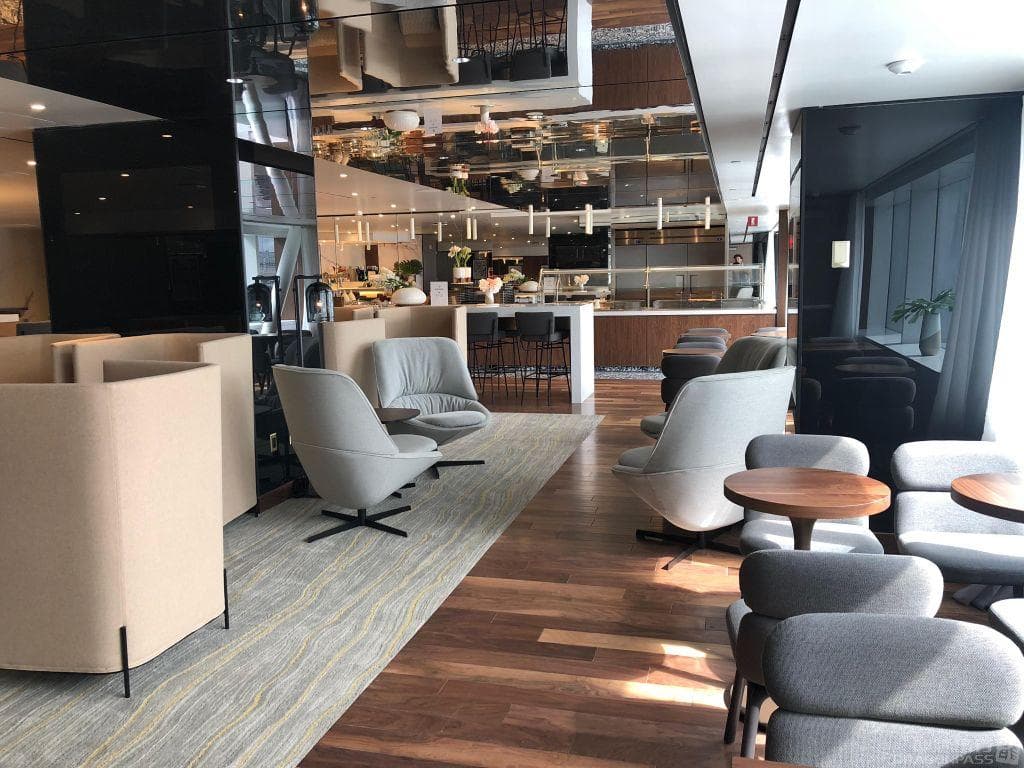 Primeclass Lounge lounge at JFK photo 4
