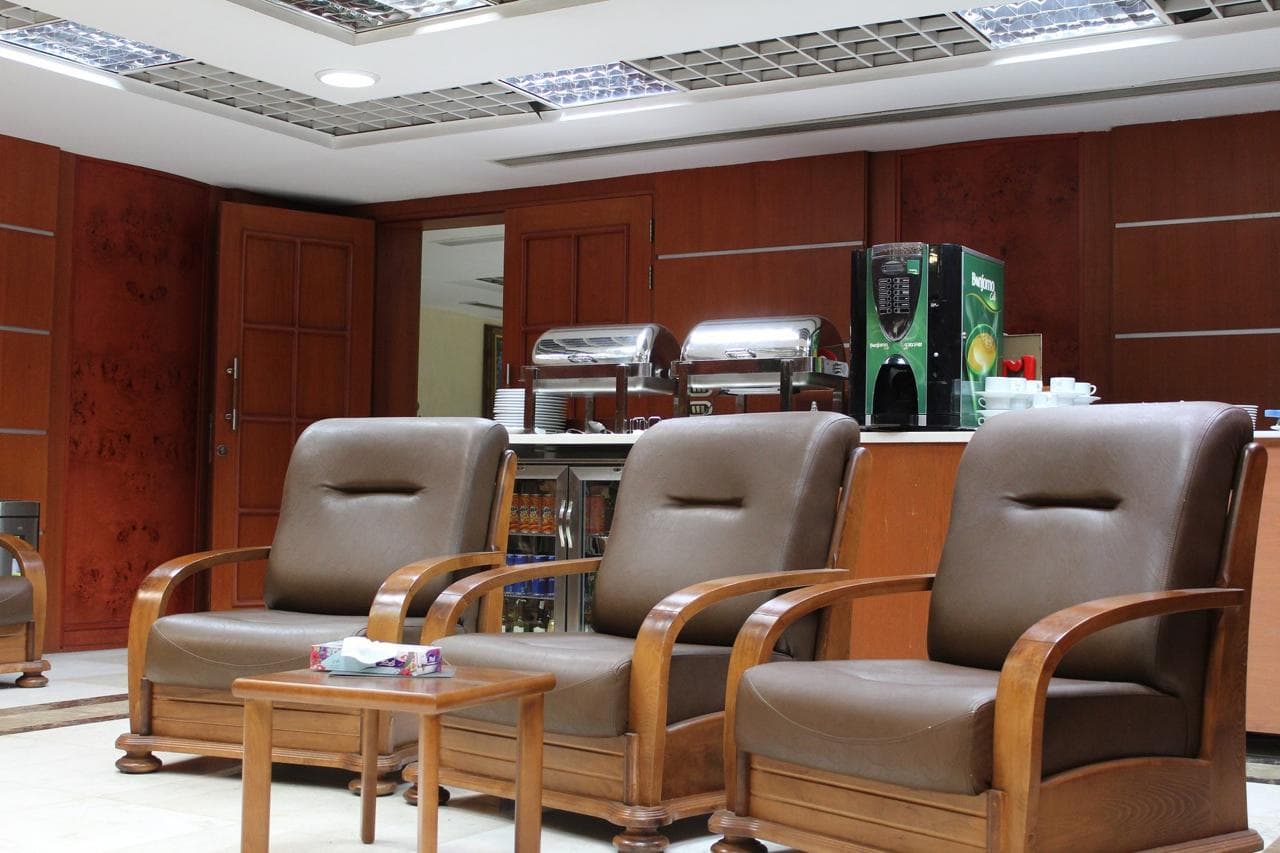 Pearl Lounge lounge at SSH 1