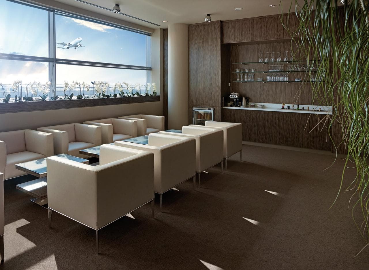 Erste Premier Lounge lounge at PRG photo 2