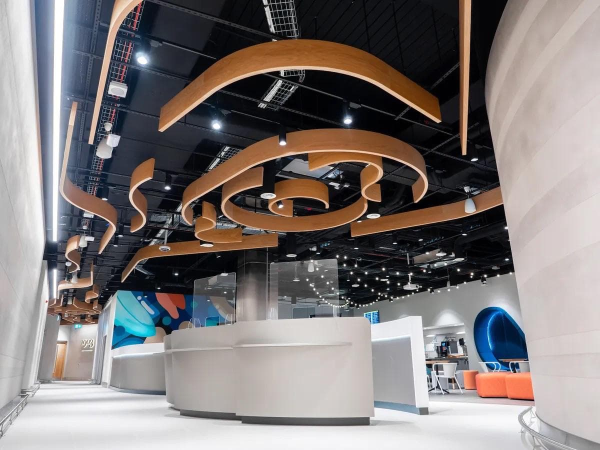 The Escape Lounge lounge at MAN photo 4