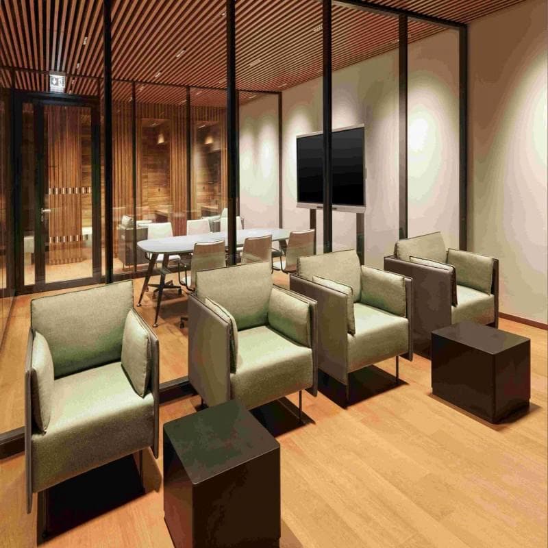 Tegel Lounge lounge at BER photo 2